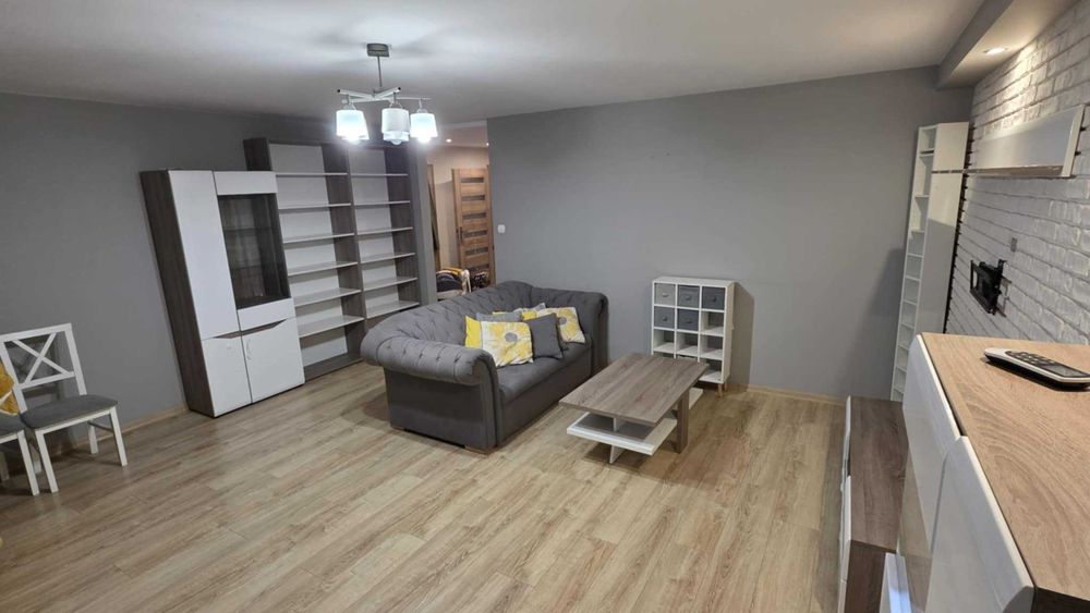 Sprzedam mieszkanie ul. Niepodległości 11