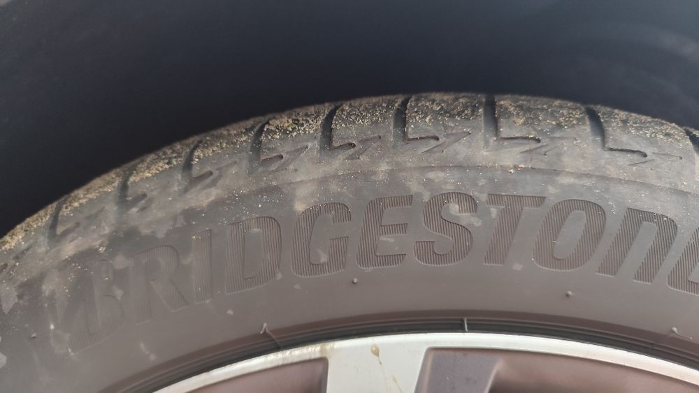 Opony letnie bridgestone 225r18 45