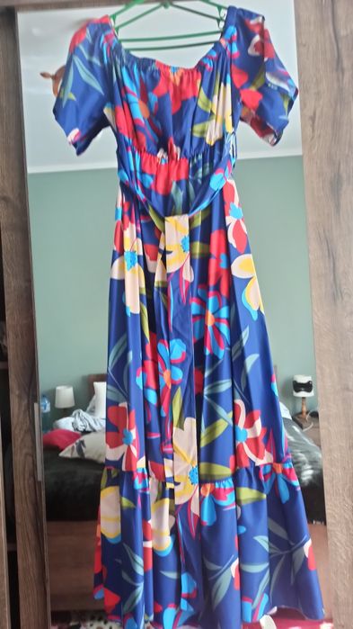 Kolorowa sukienka hiszpanka