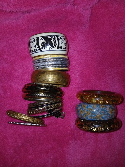 Продам велику колекцію біжутерії кольцо намисто буси браслет