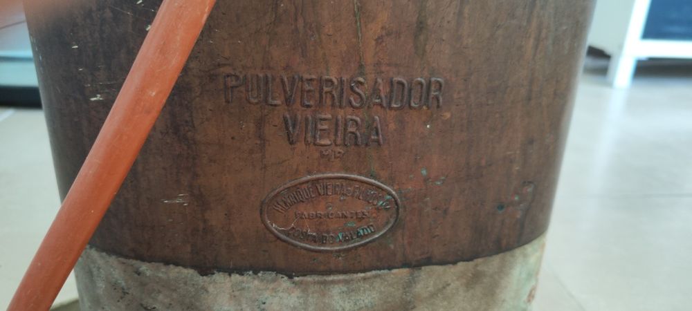 Máquina de sulfatar antiga