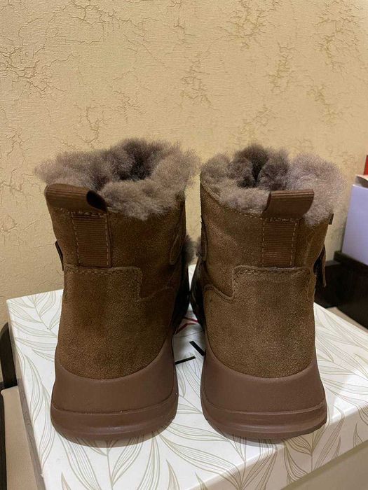 ЗИМОВІ черевики, натуральна замша, 38 повномірні