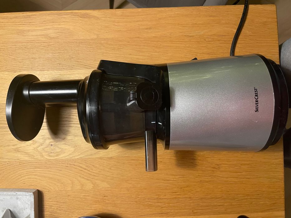 Wyciskarka wolnoobrotowa Silvercrest