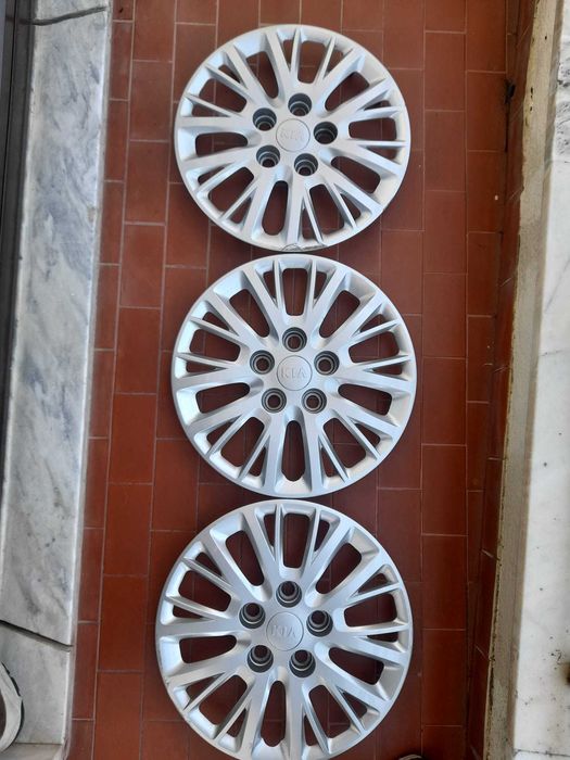 3 x Tampas de origem para jantes / Kia Cee´d