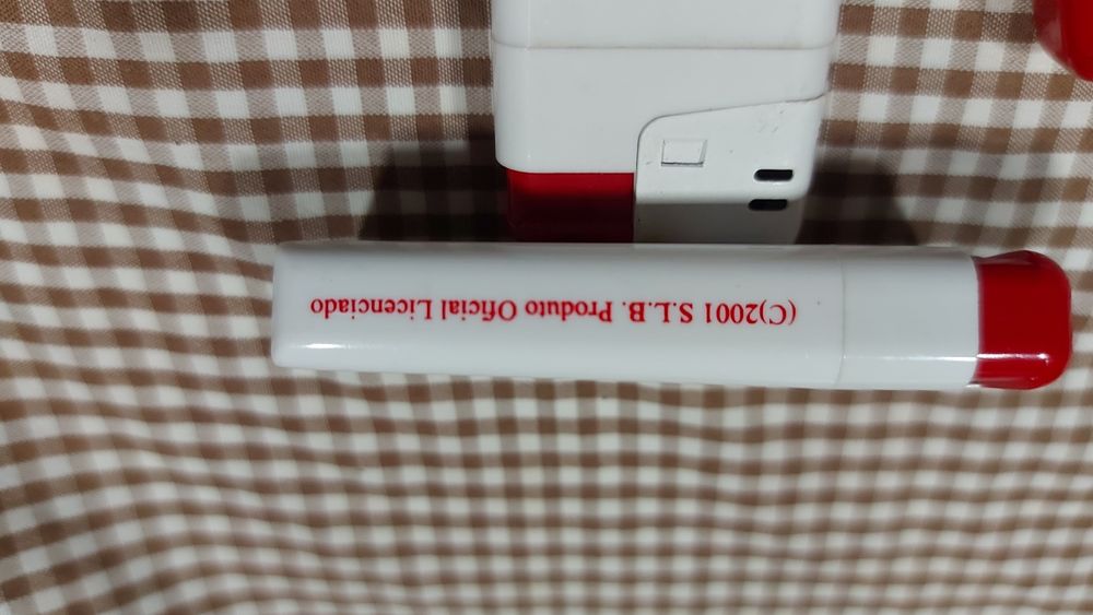 Isqueiro oficial Sport Lisboa e Benfica 2001