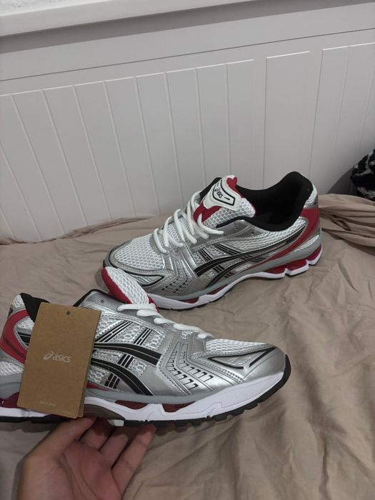 ASICS Gel-kayano 14 Red