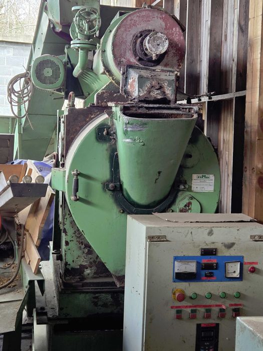 Granulator do produkcji pelletu drzewnego