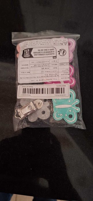 Clipes em formato de borboleta para chupetas e brinquedos