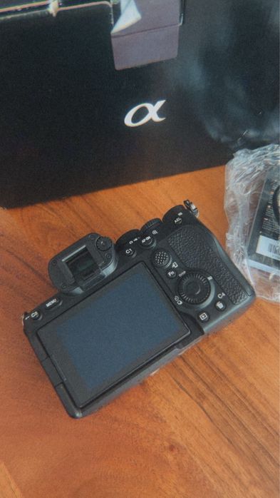 Sony Alpha 7IV (A7iv A74)