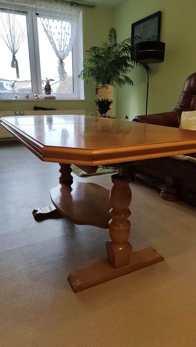 Sprzedam stół i stolik kawowy do salonu