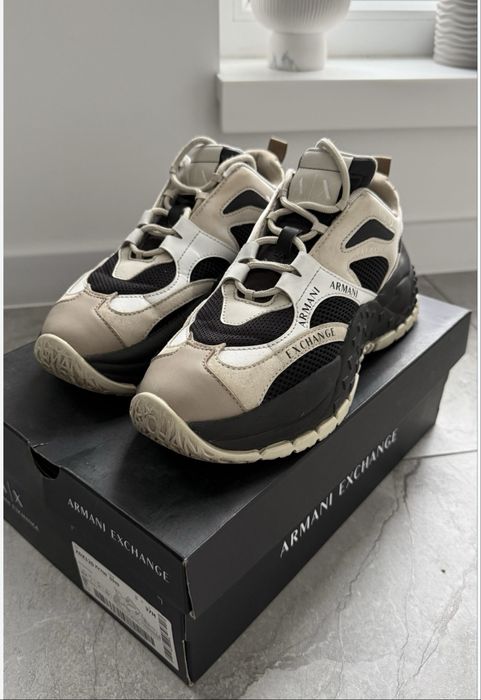 Кросовки Armani! Онигинал! С коробкой! Недорого!