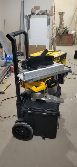 Комбинированая торцовочная пила Dewalt  27113qsw