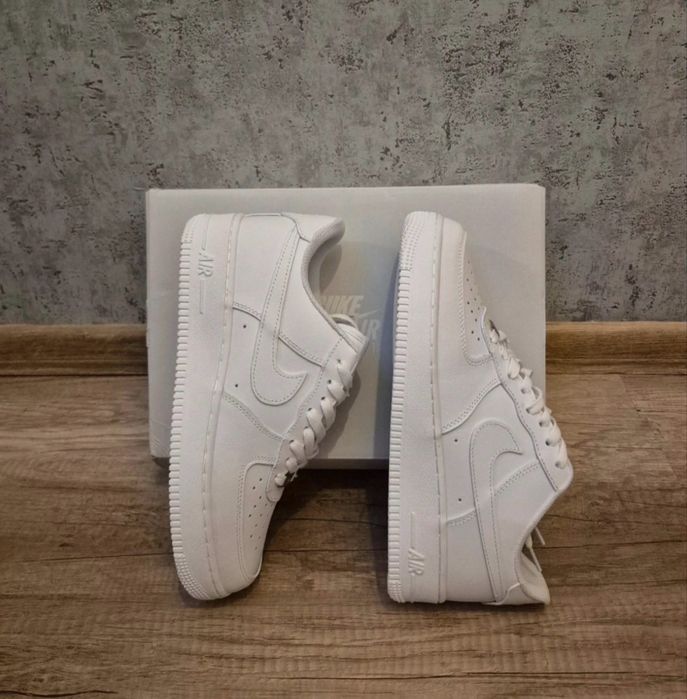 Nike Air Force 1 Brancas novas c/fatura Nike