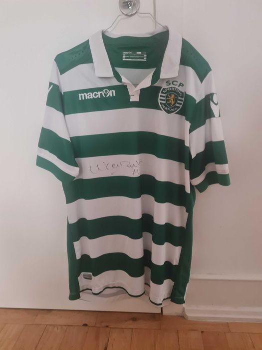 Camisola oficial do Sporting assinada pelo William Carvalho