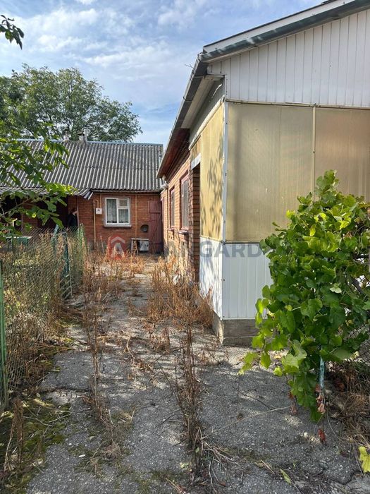 Затишний будинок біля Хмельницького