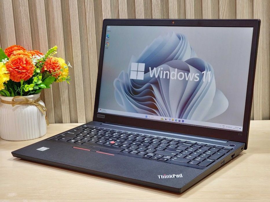Lenovo Octacore 15.6" i5/16GB/385Nvme classe Profissional