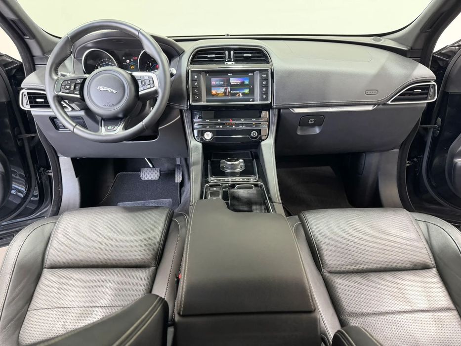 Jaguar F-Pace 2.0 i4D R-Sport Aut.