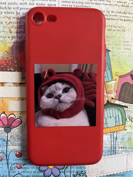 Продам чехол на Айфон 7,8. Вживаний!!!