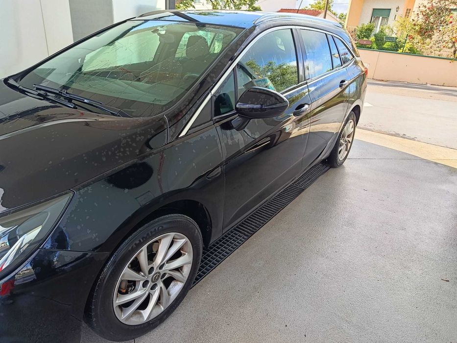 Opel Astra Sports Tourer 1.0 Turbo Start/Stop Innovation — photo 2