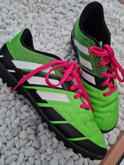 Chuteiras Adidas 38