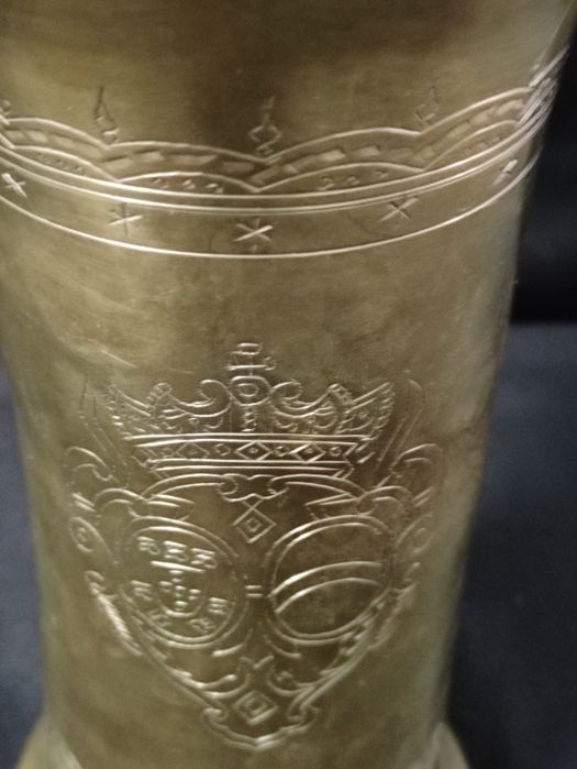 Antiga jarra Com Brasão