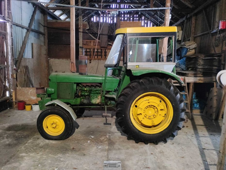 CIĄGNIK John Deere