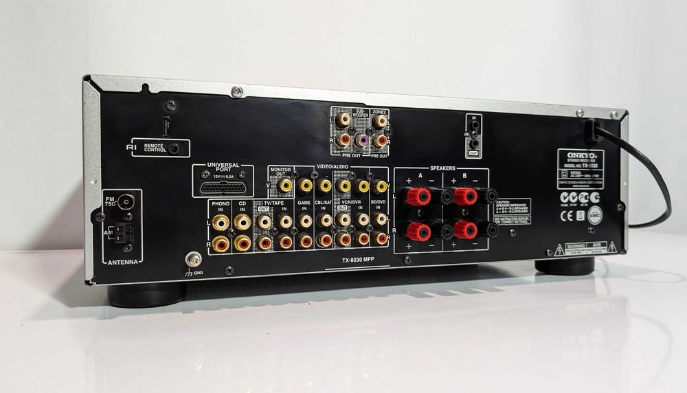 Стерео ресивер Onkyo TX-8030, має 120 Вт/канал/Пульт/4-16 Ом/WRAT