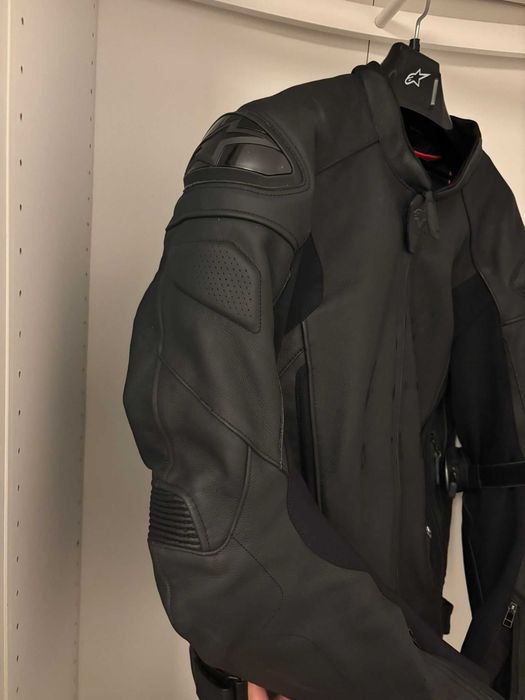 Jaqueta Alpinestars GP Plus V4 Black