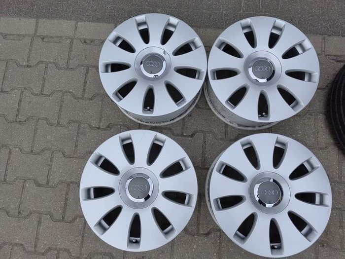 16" Audi A4 B5 B6 B7 8E0 Małysz Z kapslami S-Line VW Sharan Golf Gti Caddy Touran  Skoda Octavia Superb Eos OEM ORYGINAŁ Audi NR74