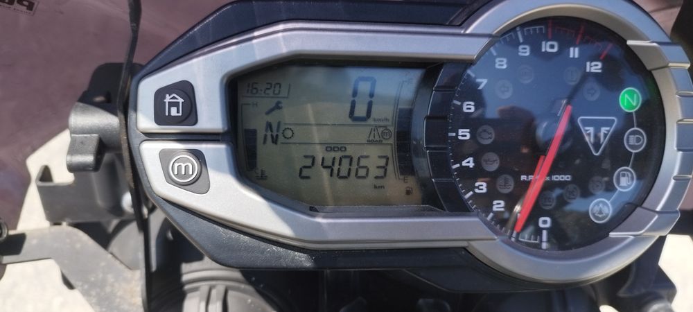 Mota Triumph Tiger 800