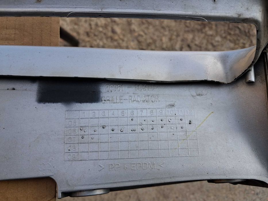 Решетка радиатора для Hyundai Getz - кат.номер  86361-1C310