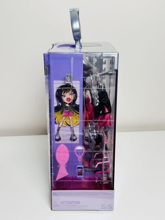 Dana Bratz What'z in My Closet Ігровий набір Bratz "Що в моїй шафі" з лялькою Даною