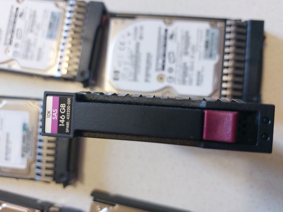 Винчестер корзина  HP 10k sas жорсткий диск 2.5 вінчестер HDD сервер