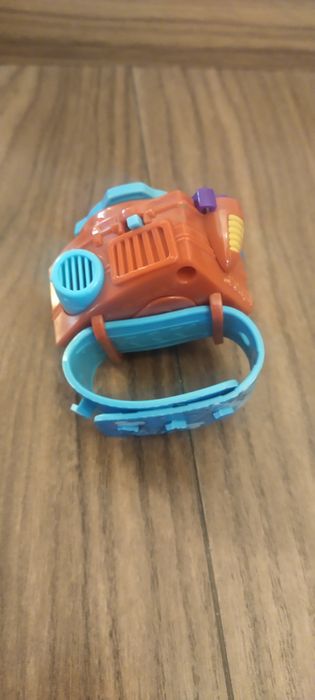 Super Things Zings.Zegarek i wieża