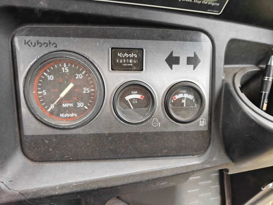 Kubota RTV1140 CPX Pojazd użytkowy komunalny Gator 4x4
