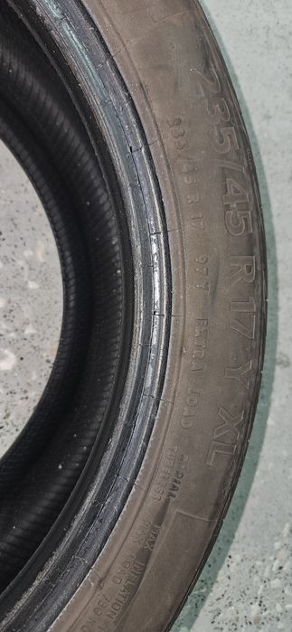 Pneu usado CONTINENTAL