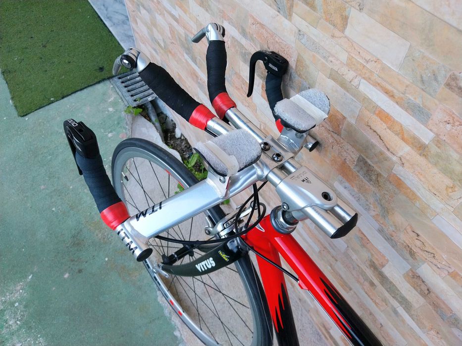 Bicicleta de estrada Vitus