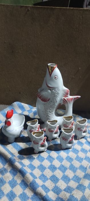 Продам  старый сервиз