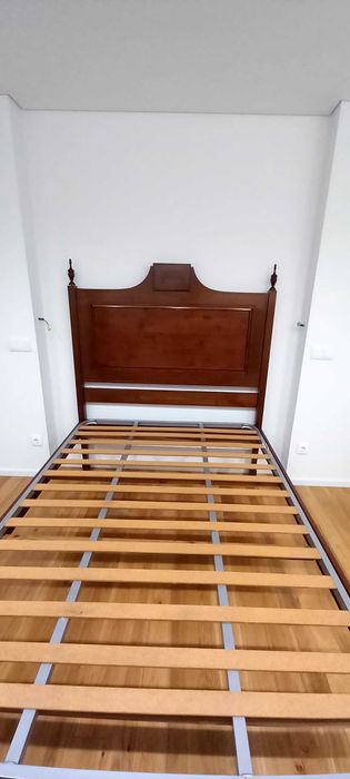 Cama em excelente estado