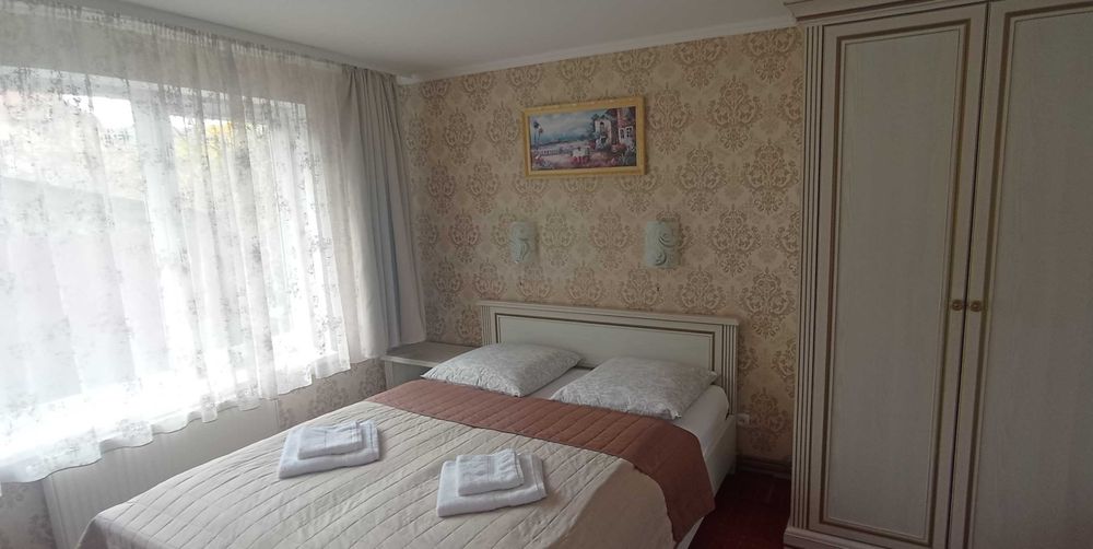 Ціну знижено! Продаємо садибу на курорті Поляна  Солочин Закарпаття