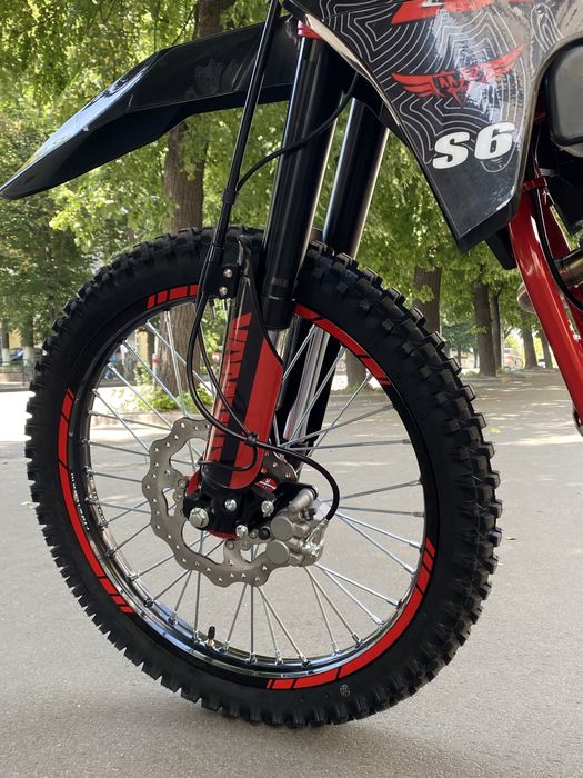 Мотоцикл ZUUMAV S6 (S6-YBF300H)