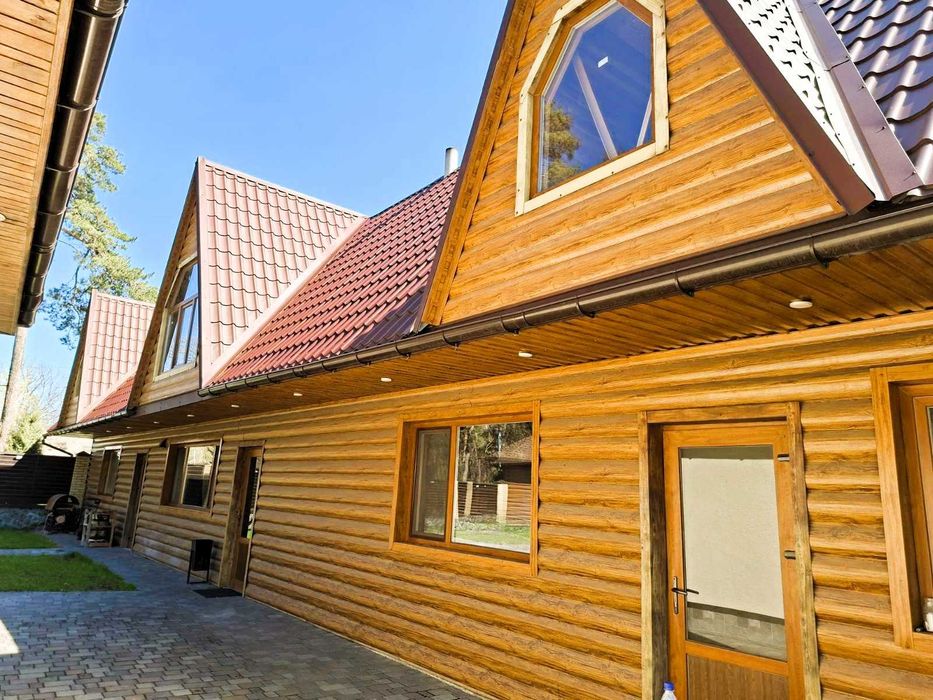 Шикарний маєток на 14 сотках землі біля лісу. Торг!