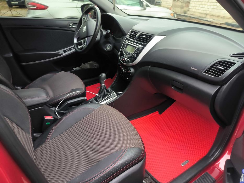 Hyundai accent 20011 Comfort+