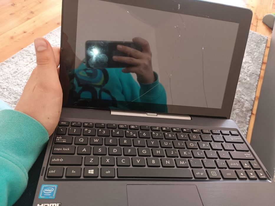 Tableto-laptop ASUS