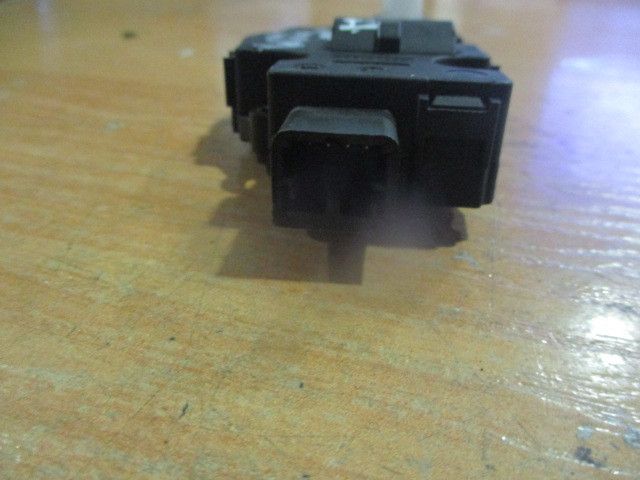 Motor da comporta da sofagem MERCEDES-BENZ Classe C Carrinha (S204)