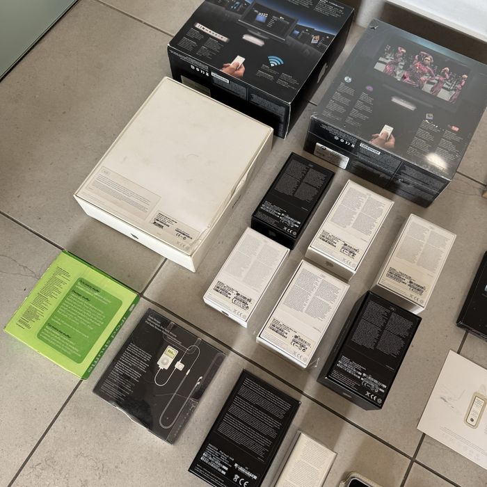 Kolekcja Przemdiotów Apple unikaty vintage iPhone 2g 4 3g iPad Mackboo