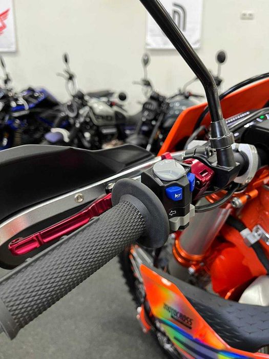 Мотоцикл STN V9 Enduro