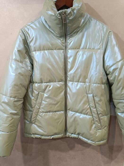 Куртка Reserved для девочки-подростка.р.36