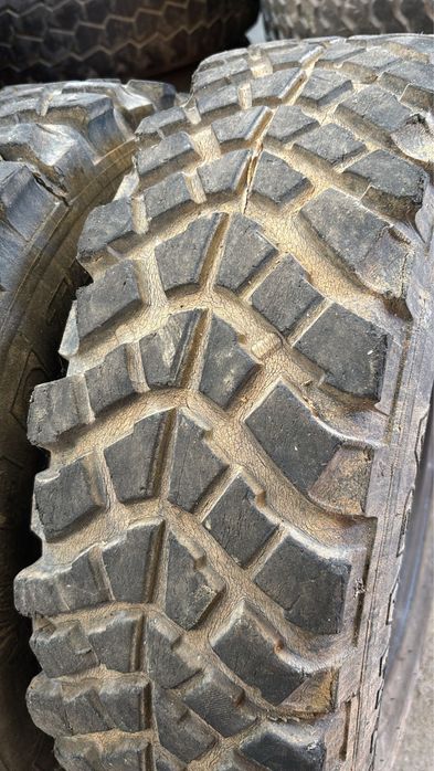 Pneus terra 195/80 R15 - Media comum nos Vitaras