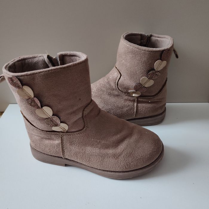 босоніжки,сапожки весняні,макасіни,дитяче взуття